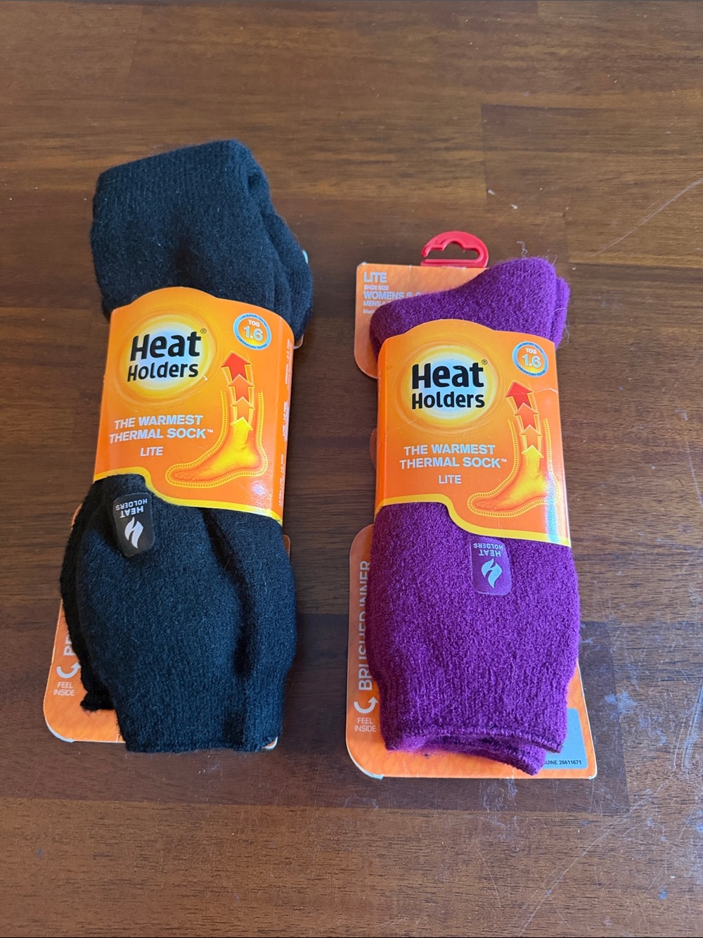 Heat Holders Ladies NWT Set of 2 Thermal Socks LIte. Black and Fuschia.